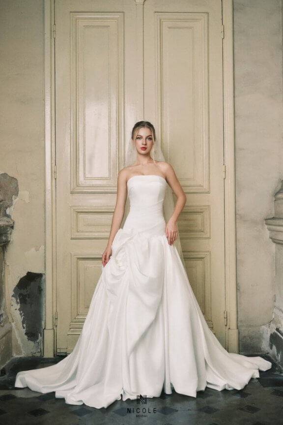 Nicole Bridal - Váy cưới chữ A hình 2