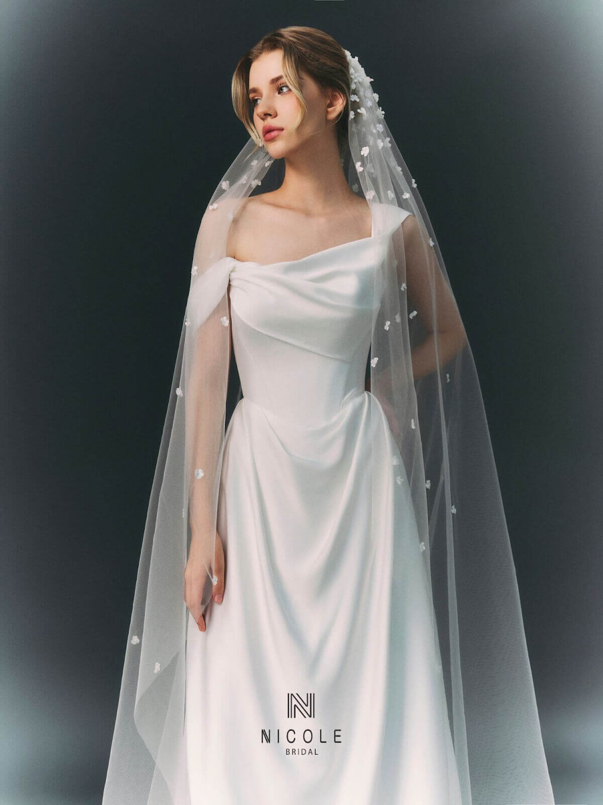 Nicole Bridal - Váy cưới trơn hình 13