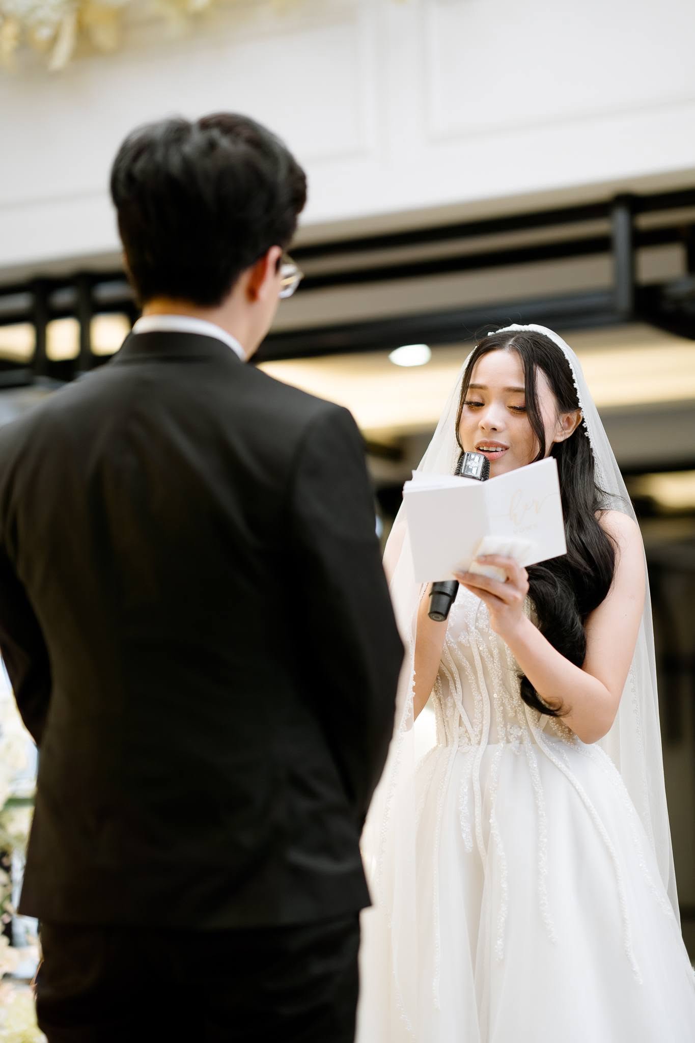 Lễ vow đám cưới có thể tổ chức thân mật hoặc trước lễ cưới chính