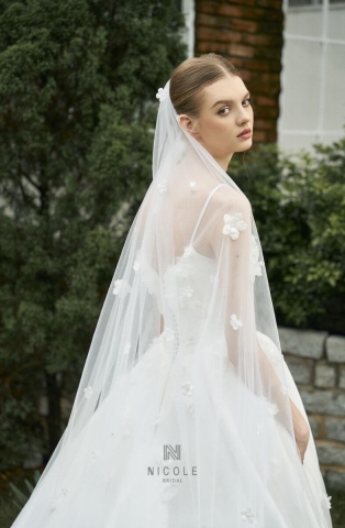 EMMA (23LP308)