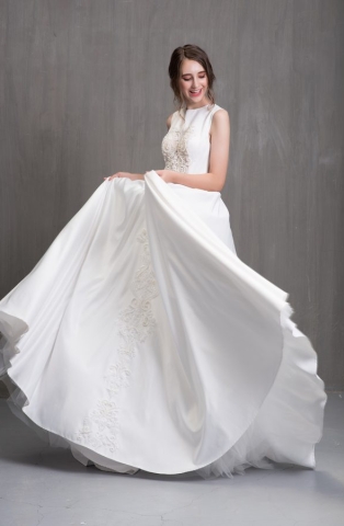 Váy cưới công chúa Anita (18LP305)