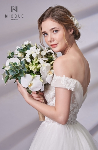 Váy cưới dáng chữ A Hilary (18PA405)