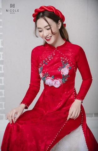 ÁO DÀI CƯỚI ĐỎ GẤM DDDOF86