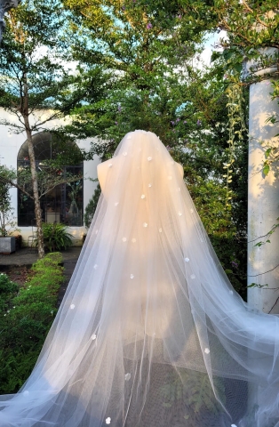 Lúp váy cưới Hoa Lili 001 (VEIL001)
