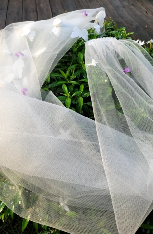 Lúp váy cưới bướm 3D 002 (VEIL002)