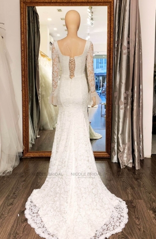 Váy thanh lý cổ vuông tay dài TL23008