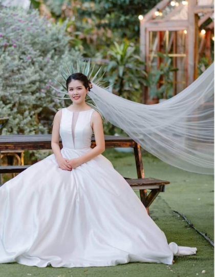 Bí quyết chụp ảnh cưới studio đẹp như tranh vẽ