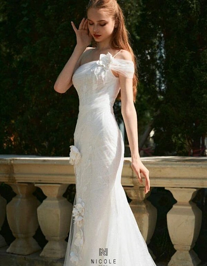 Mẫu Váy Cưới Cho Cô Dâu Lùn Xinh Lung Linh
