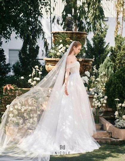 Cho Thuê Váy Cưới Luxury Giá Tốt Tại TPHCM