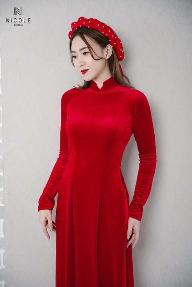ÁO DÀI CƯỚI NHUNG ĐỎ DDDOF83