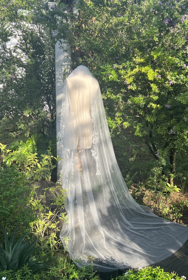 Lúp váy cưới ren Hoa 010 (VEIL010)