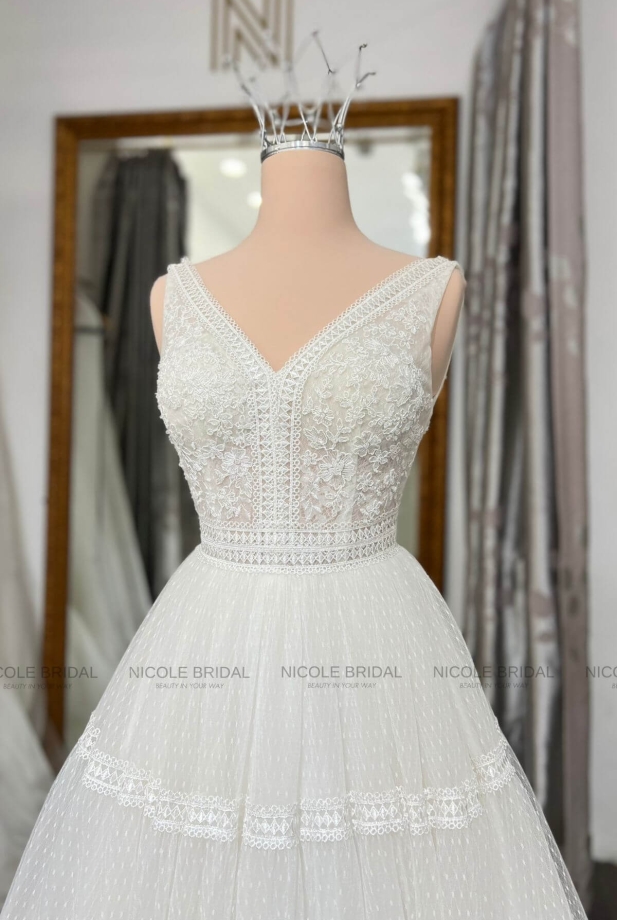 Váy thanh lý sát nách ngực V TL23009