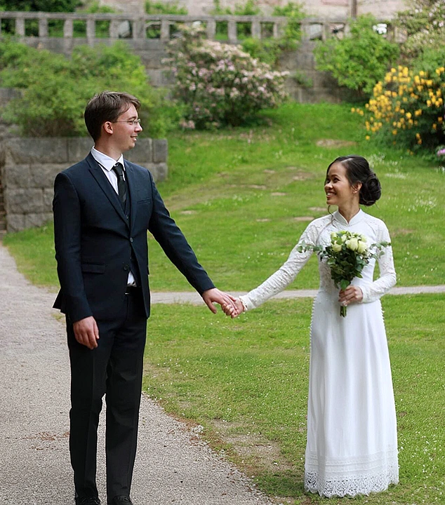 Đến Với Nicole Bridal