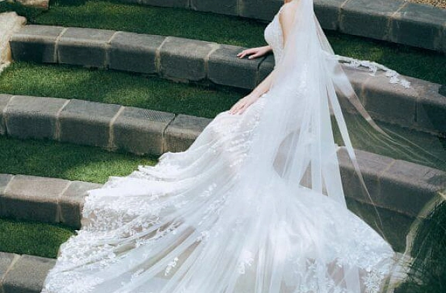 Beautiful wedding dresses for rent - European style designs