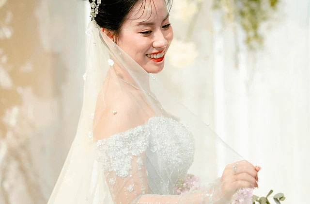 Xu hướng lúp cưới mới nhất cho cô dâu hiện đại
