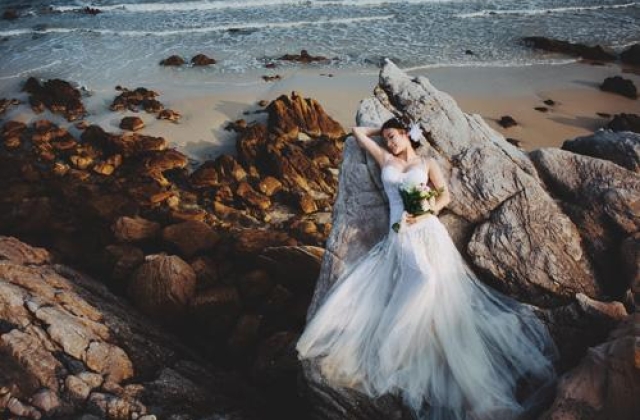 Dịch vụ cho thuê váy cưới để chụp ảnh Pre Wedding