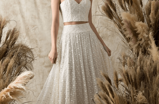 Váy cưới crop top: nét phá cách trang phục cưới hiện đại nàng nhất định thử