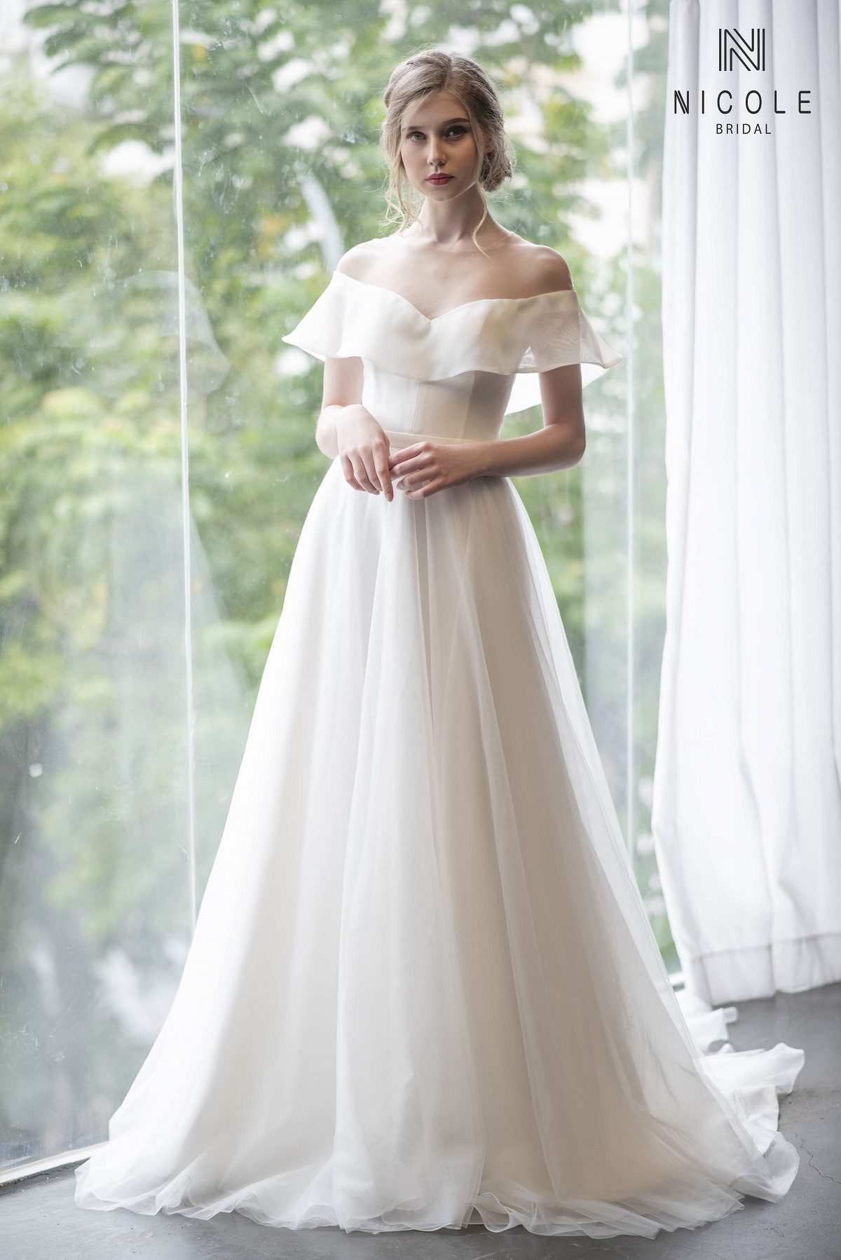 Nicole Bridal - Váy cưới chữ A hình 7