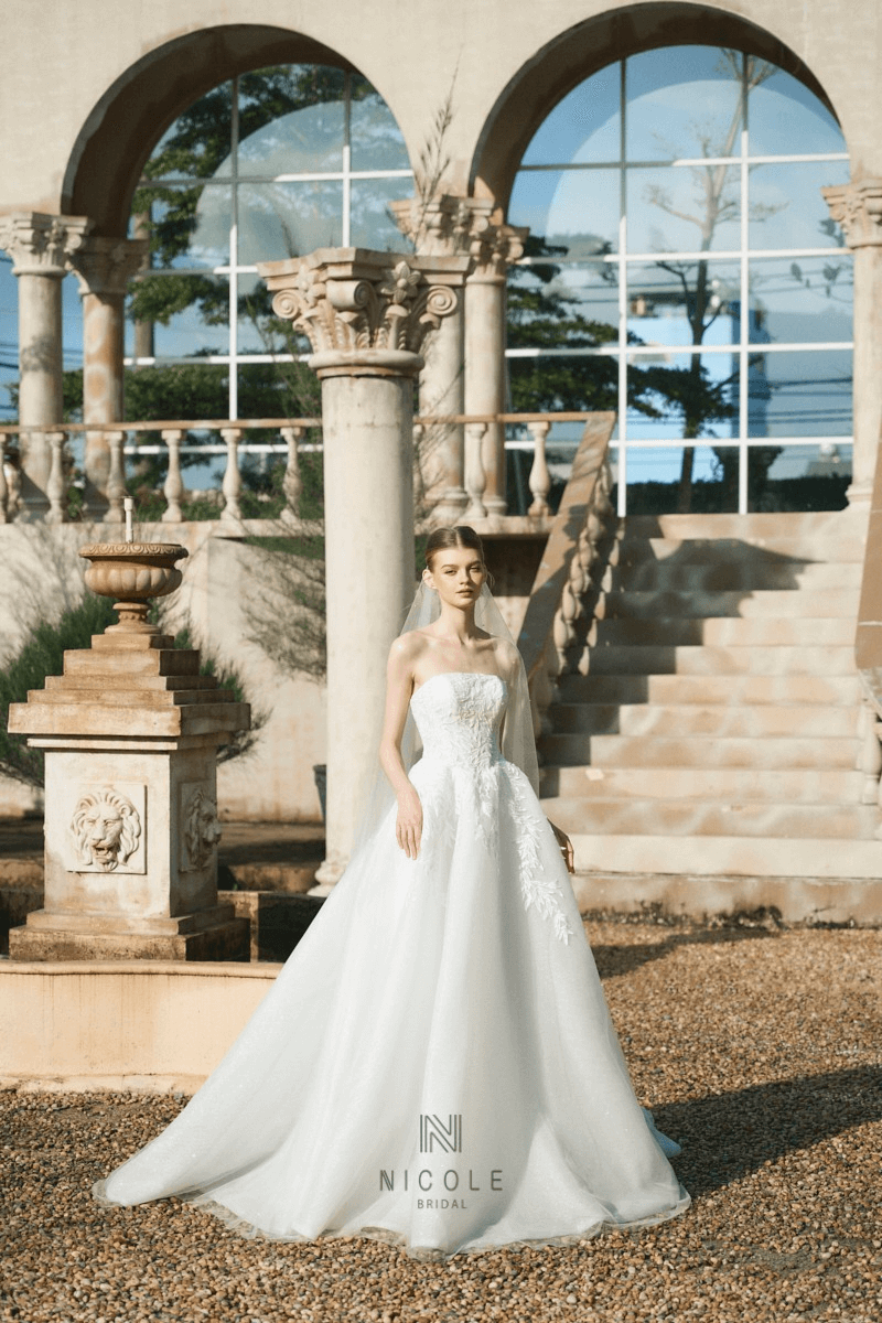 Purchasing designer wedding dresses 9