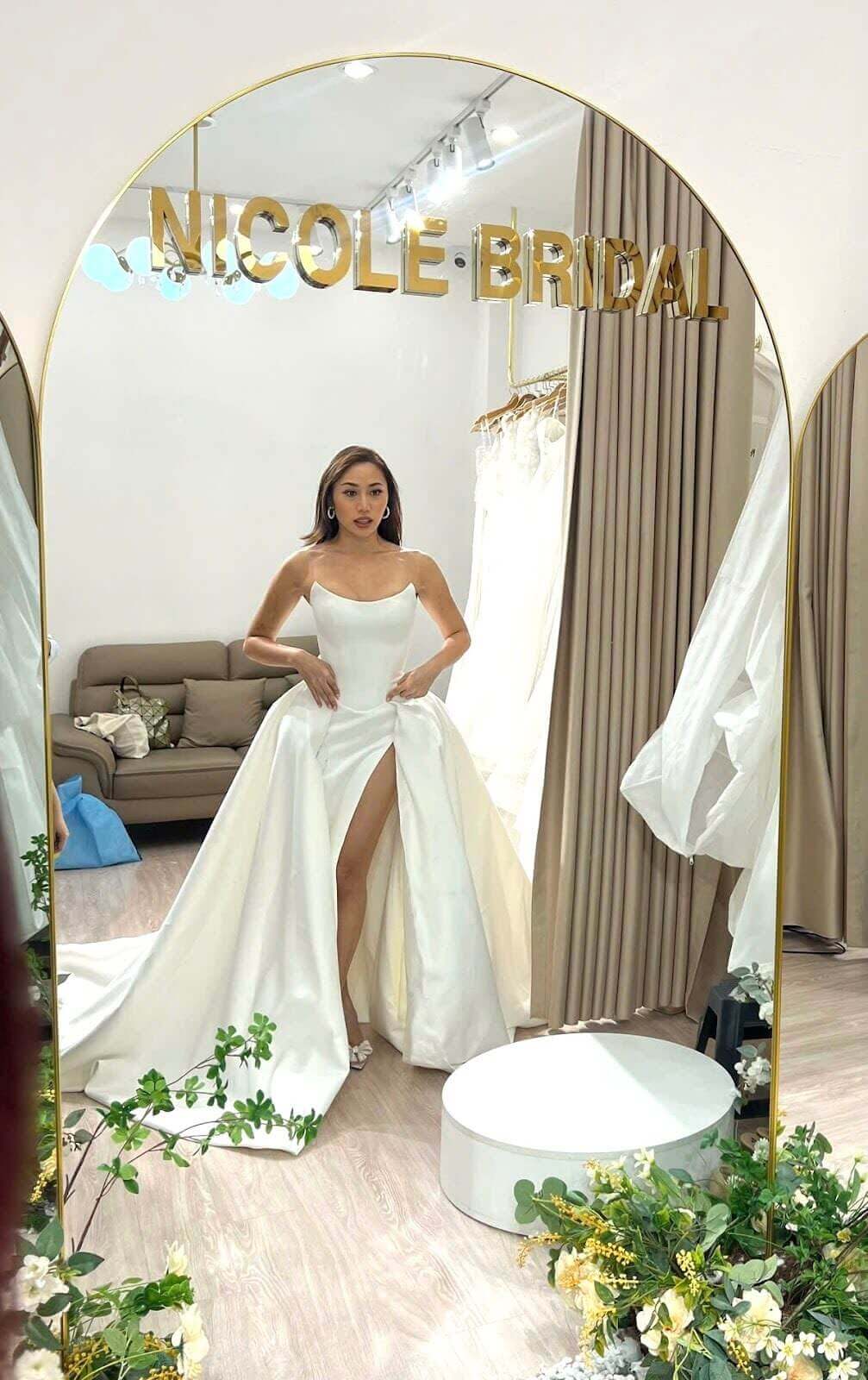 Nicole Bridal - bride Alexis SueAnn 6