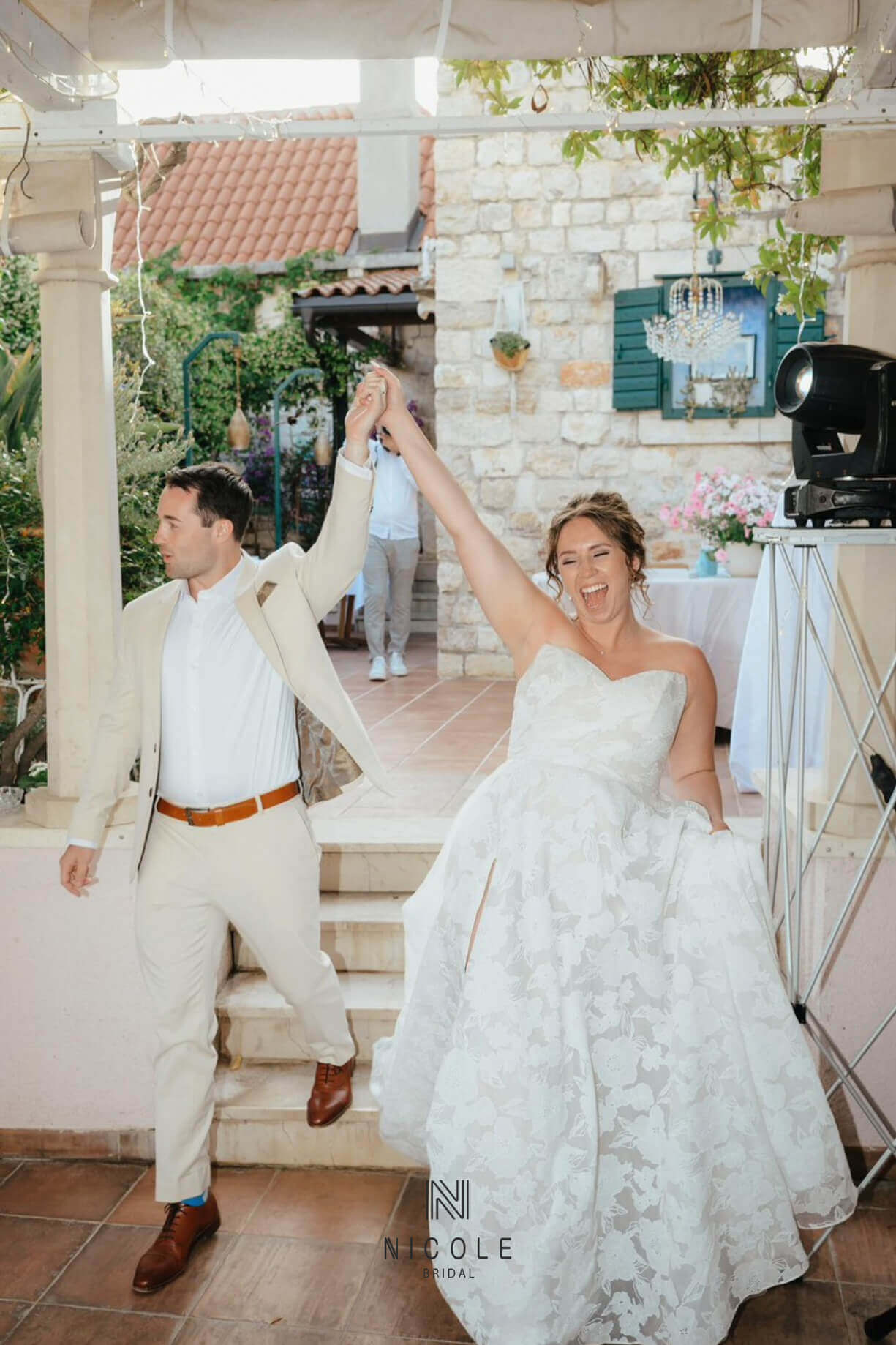 Nicole Bridal - Feedback cô dâu Emma 1