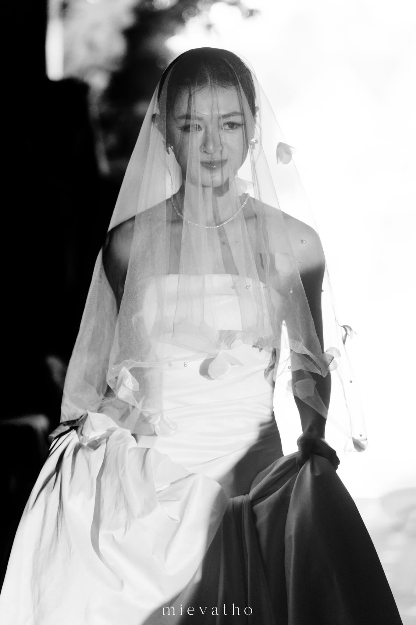 Nicole Bridal - Kiểu tóc phù hợp lúp cưới hình 6
