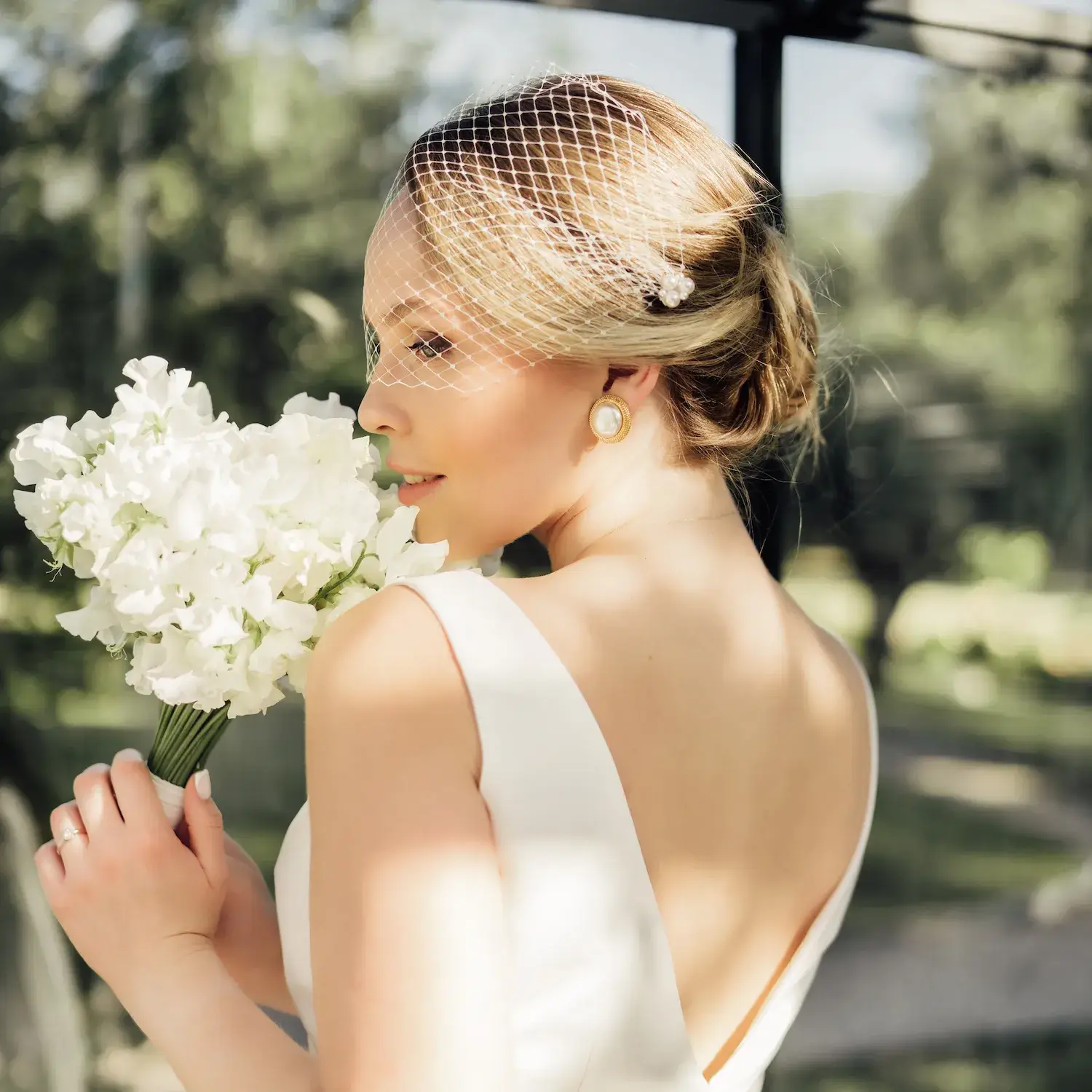 Nicole Bridal - Lúp cưới ngắn 3