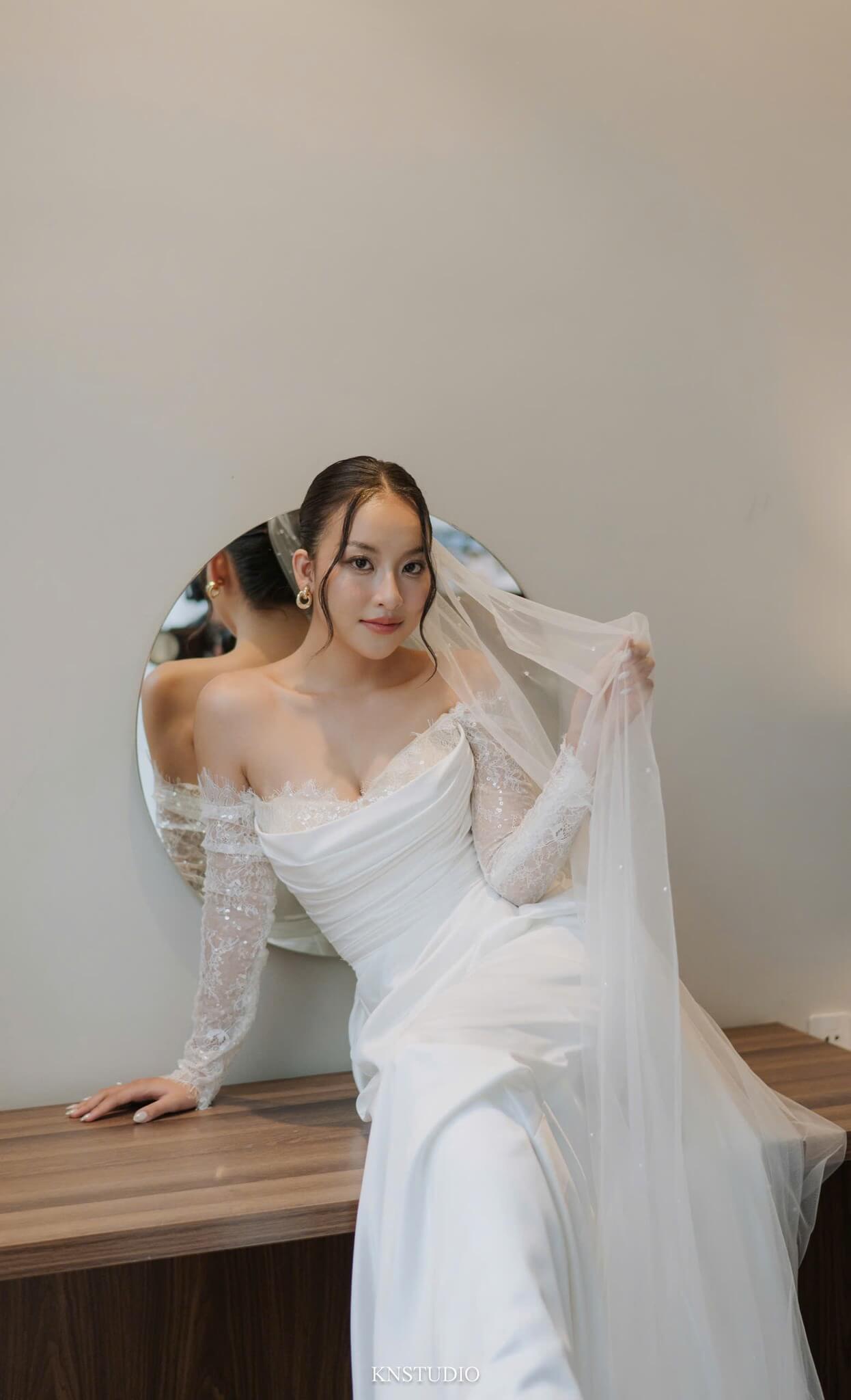 Nicole Bridal - Lúp cưới nhẹ nhàng 3