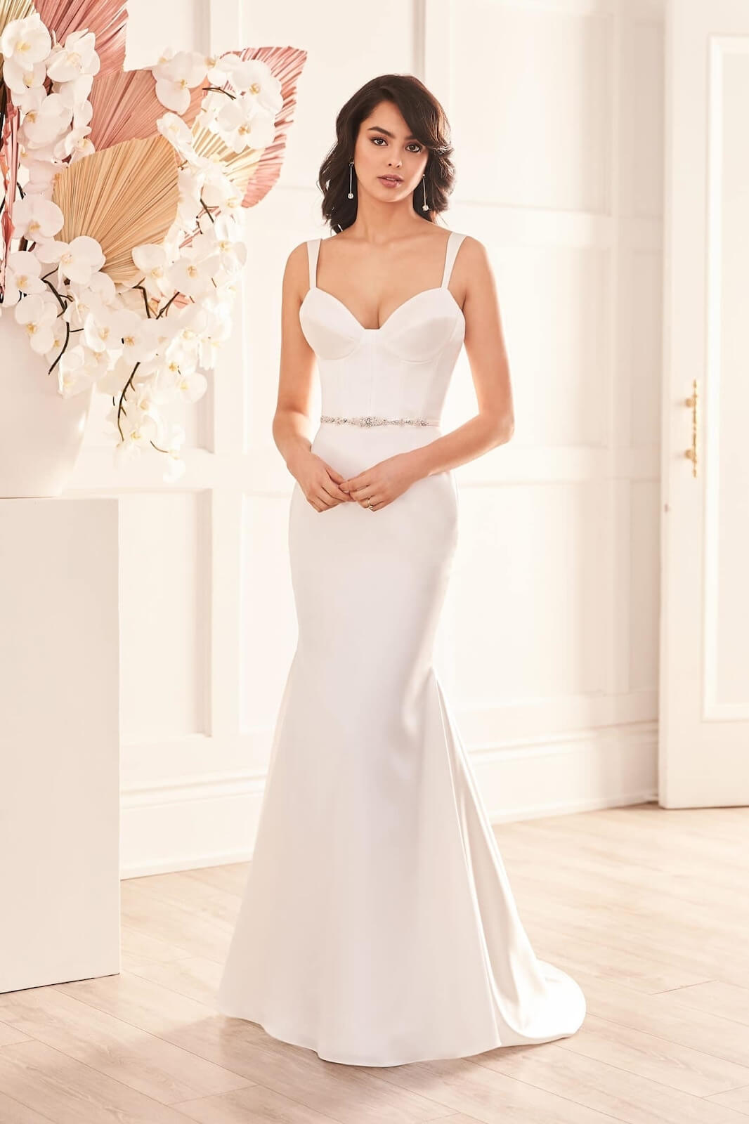 Nicole-Bridal-Vải-hữu-cơ-may-váy-cưới-hình-2