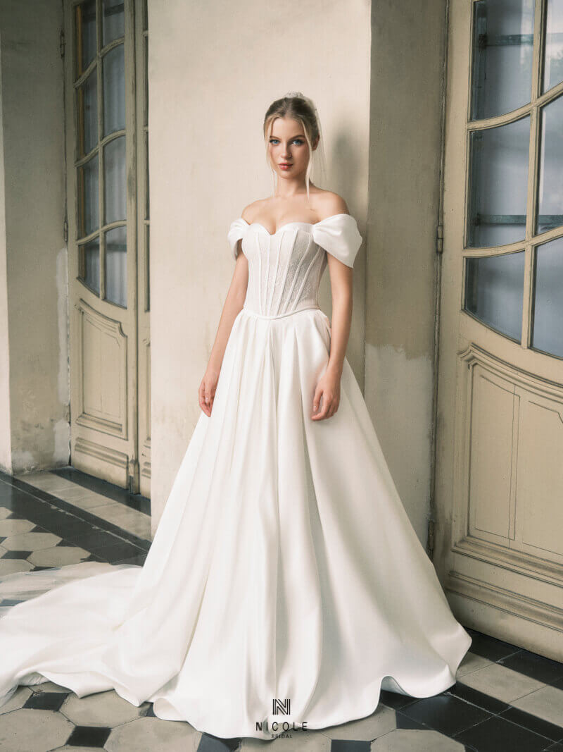 Nicole Bridal - Váy cưới đơn giản hình 1