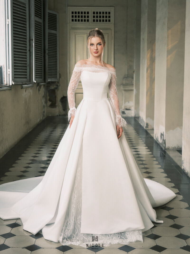 Nicole Bridal - Váy cưới đơn giản hình 3