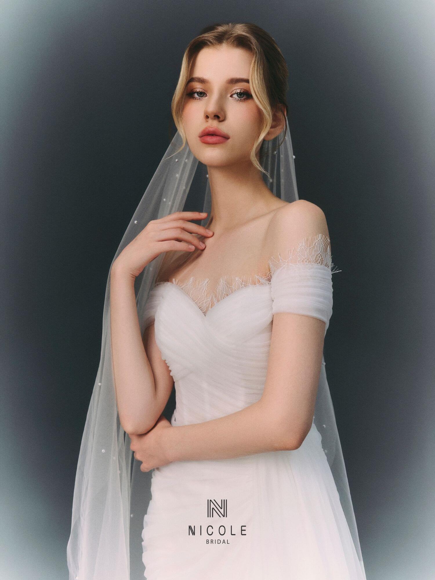 Nicole Bridal - Váy cưới trễ vai hình 23