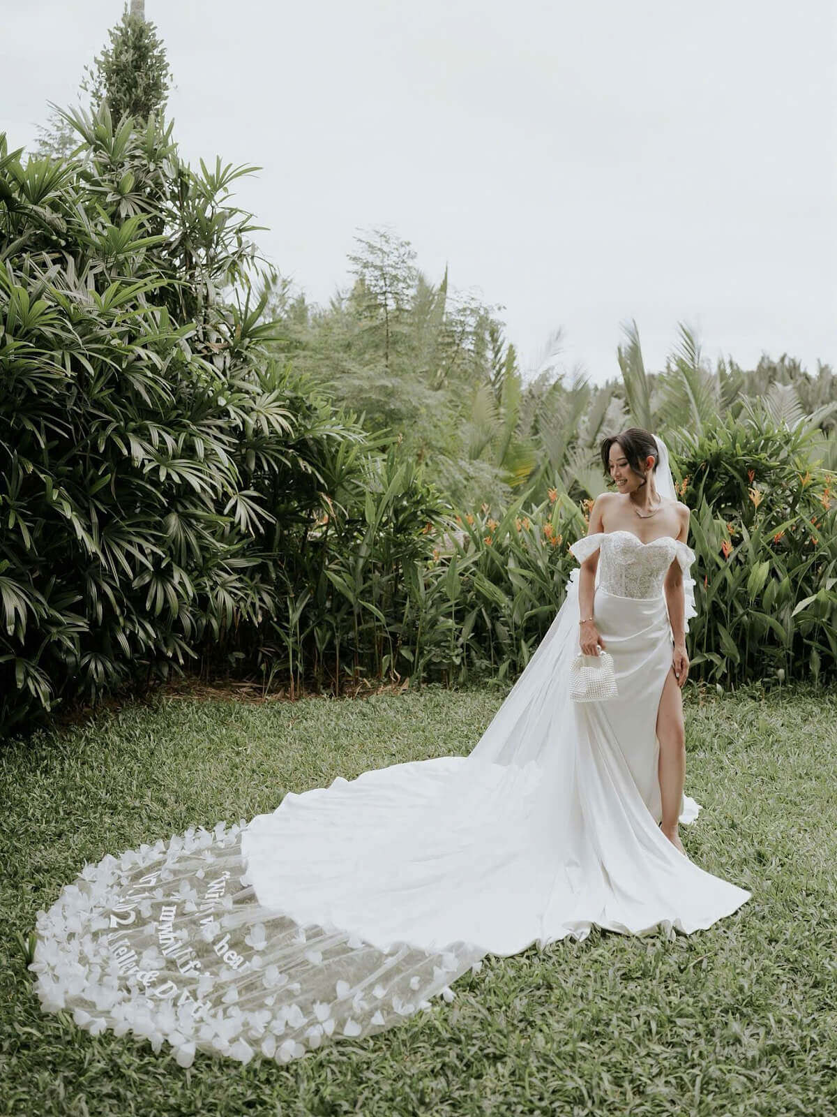 Nicole Bridal - Xu hướng lúp cưới hình 5