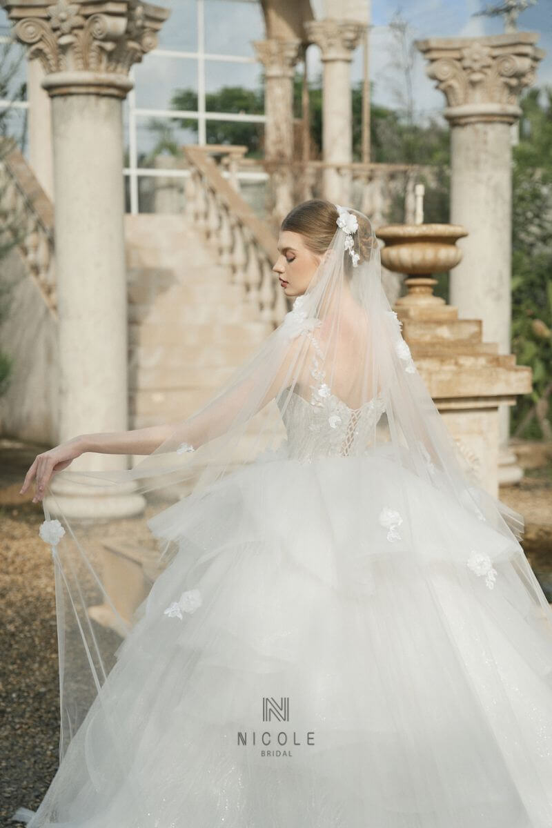 Nicole Bridal - kiểu lúp váy cưới DIY đẹp 4