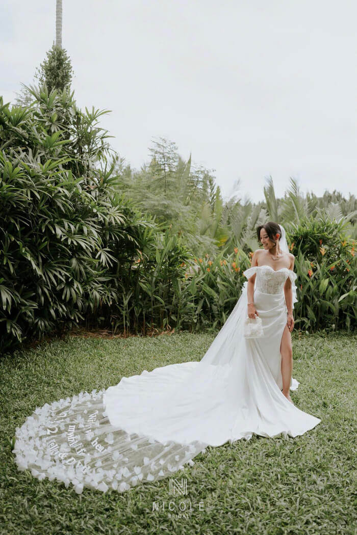 Nicole Bridal - phối lúp cưới với váy cưới hình 5