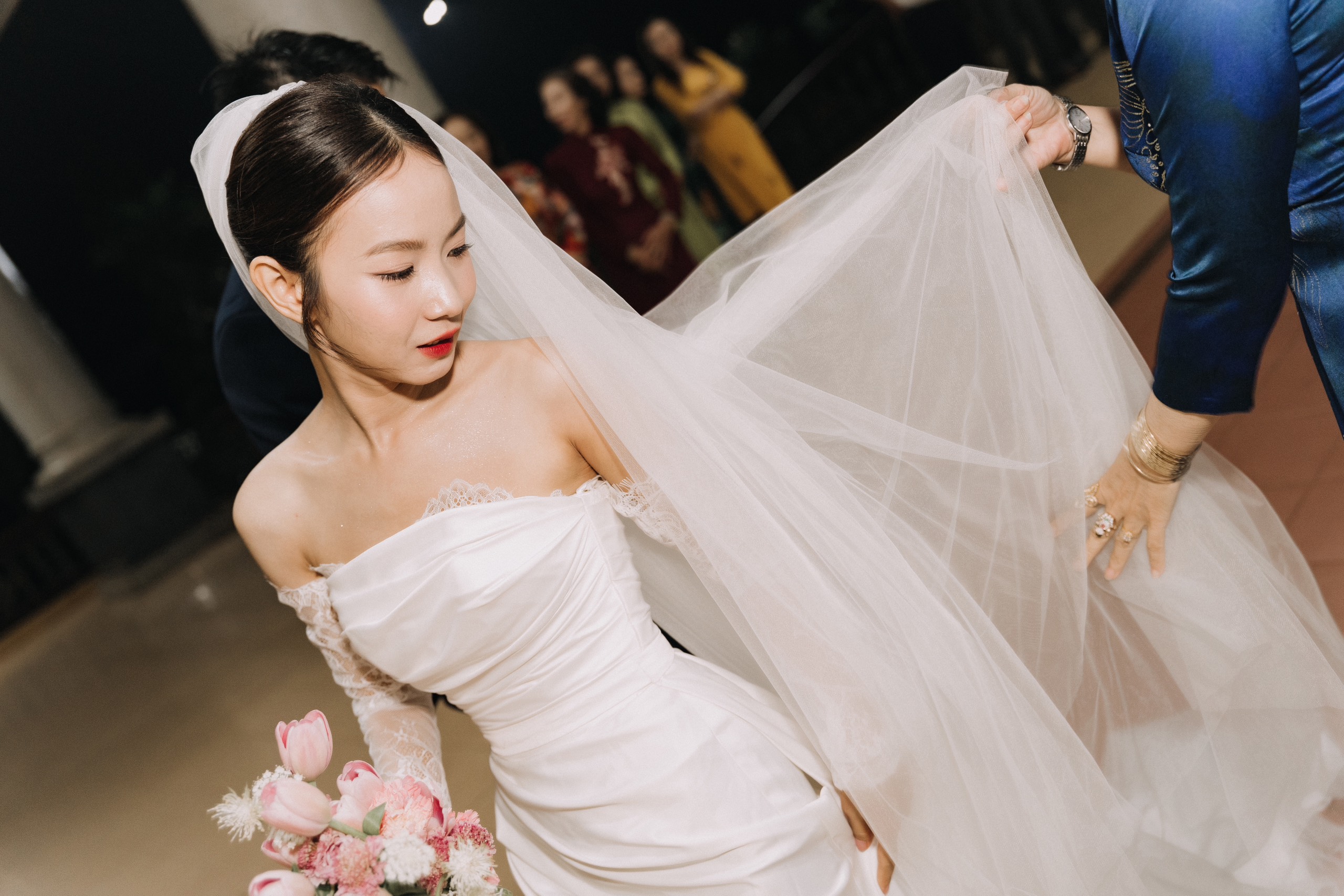 Nicolebrides - Minh Nguyên 1