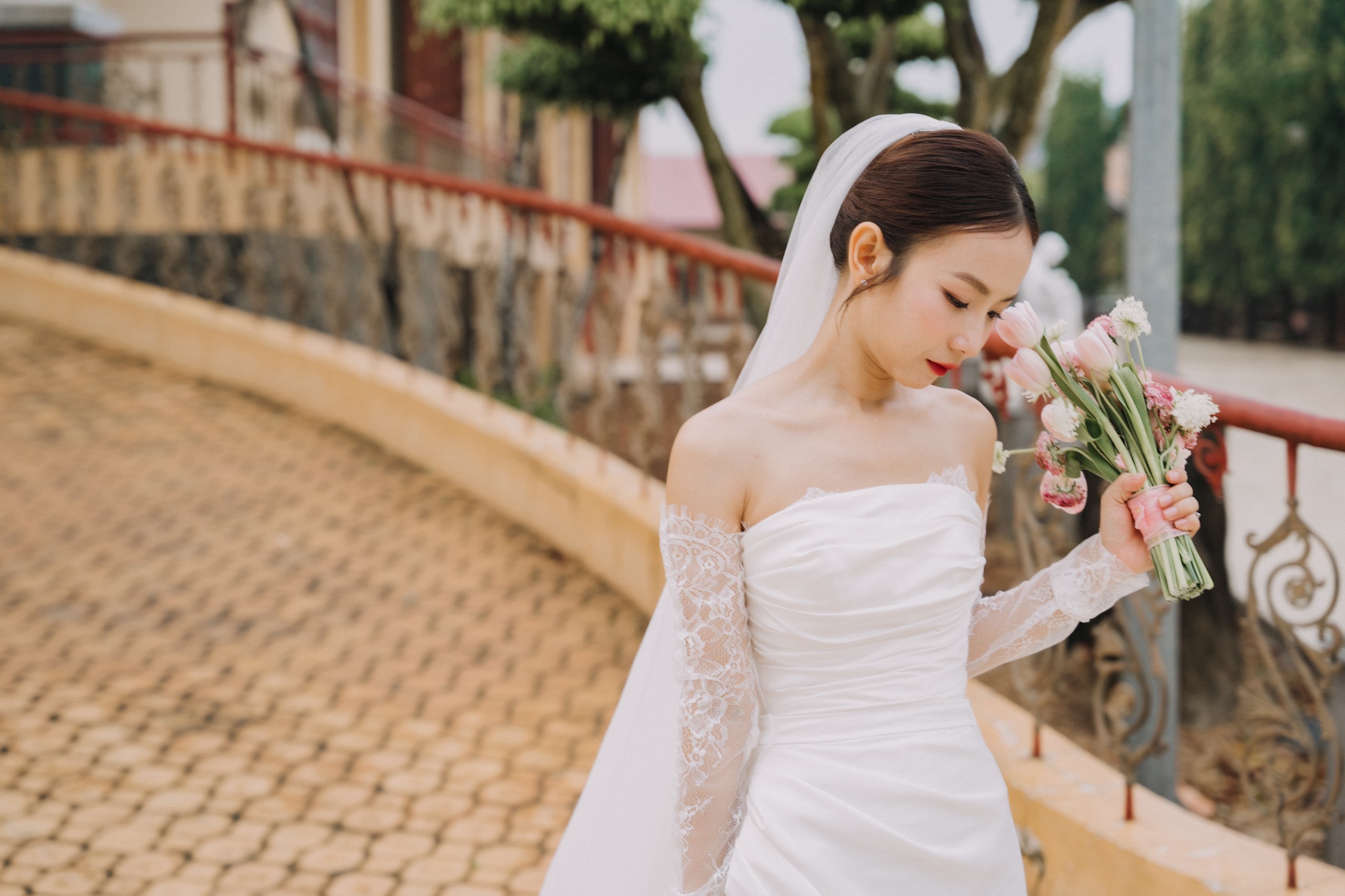 Nicolebrides - Minh Nguyên 7