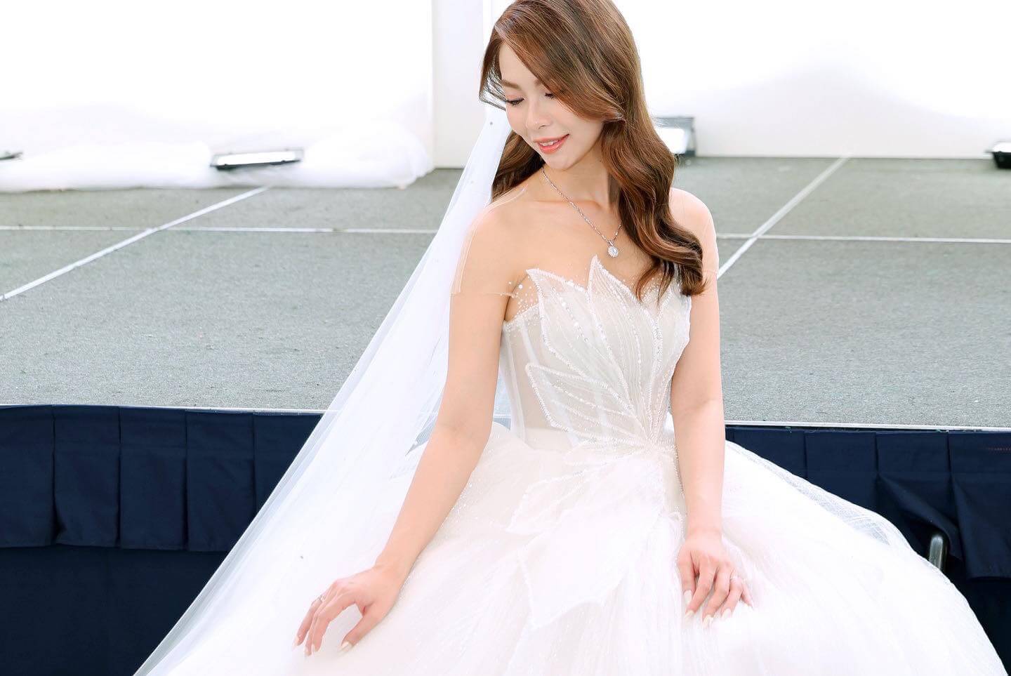 Nicolebrides - Tuyết Mai 4