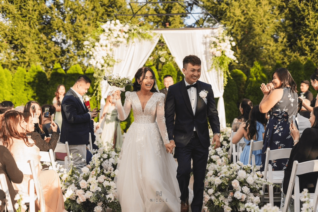 Váy cưới độc bản - Hình 20