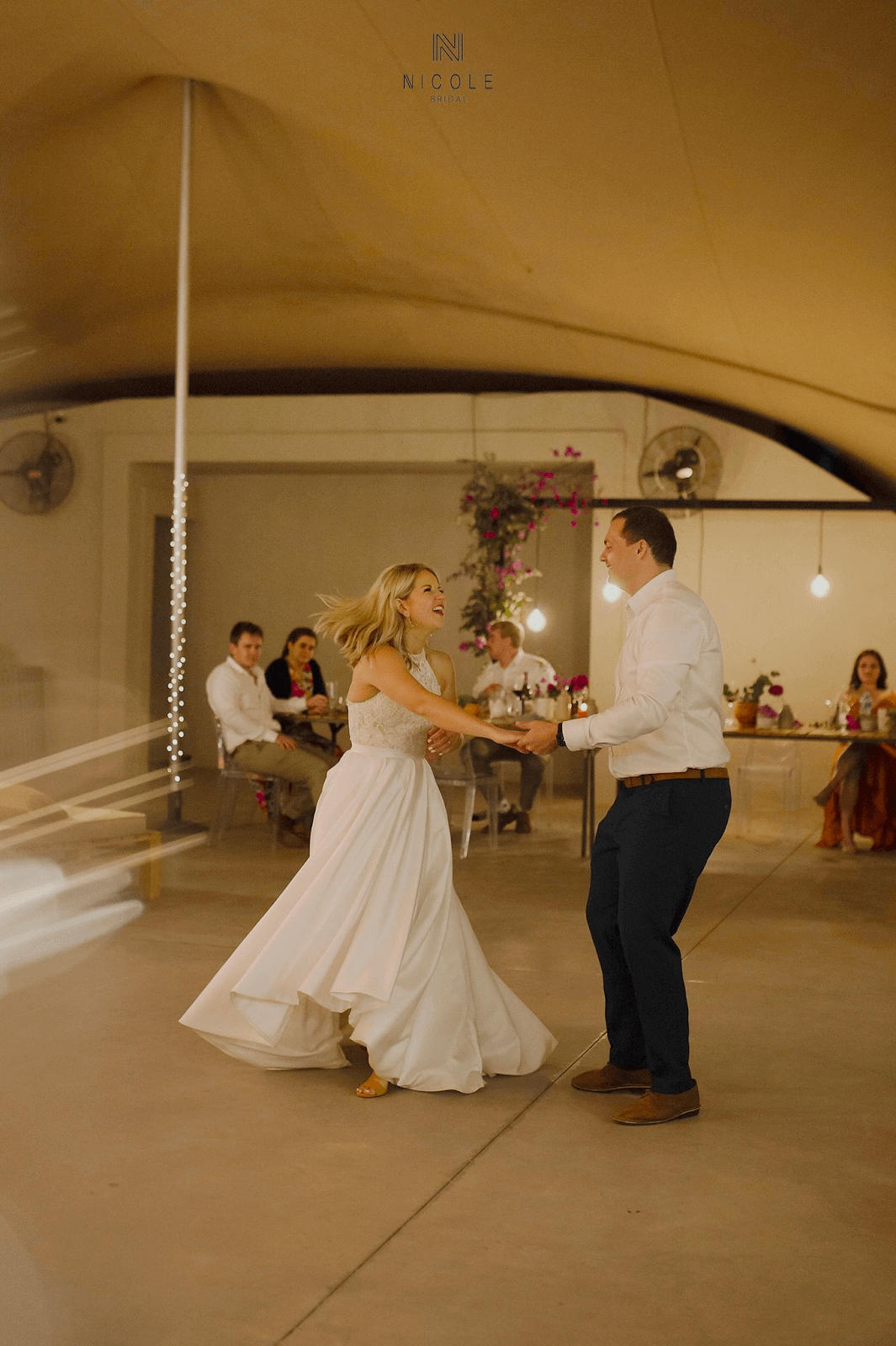 Váy cưới first dance - Hình 12