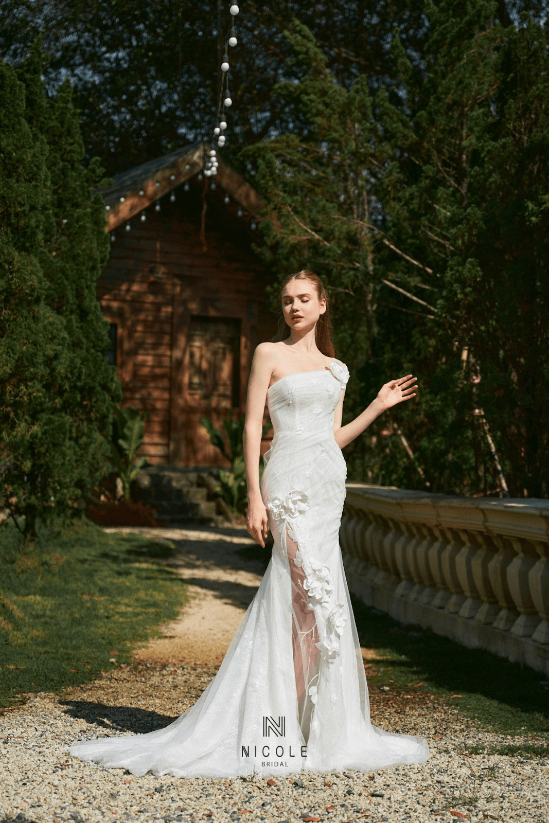modern wedding dress - Pic 4