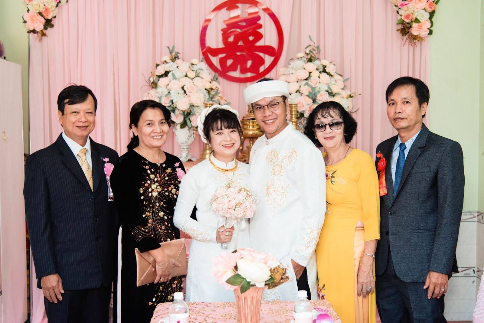 anh-cuoi-truyen-thong-1