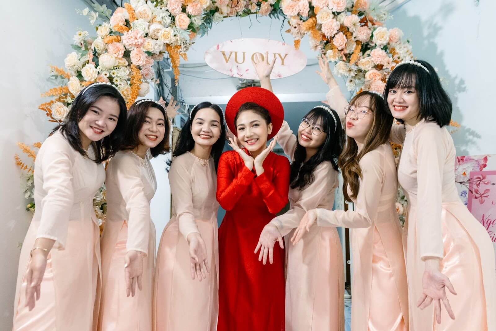anh-cuoi-truyen-thong-3
