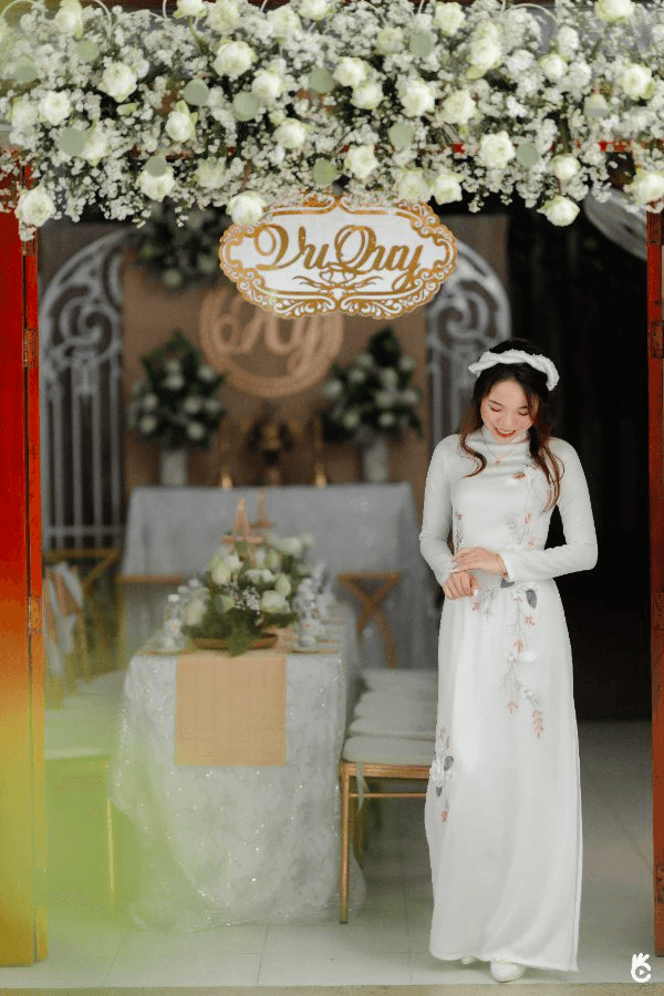 ao-dai-cuoi-cho-co-dau-bau-3
