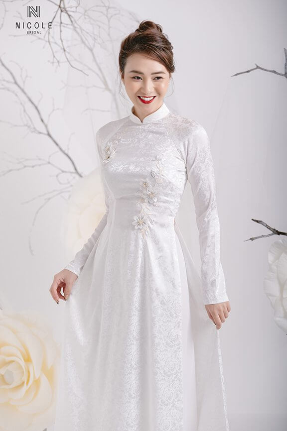 ao-dai-lam-le-nha-tho-1