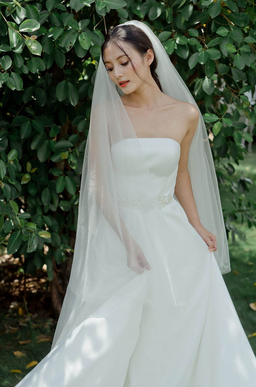 basic simple wedding dress 1