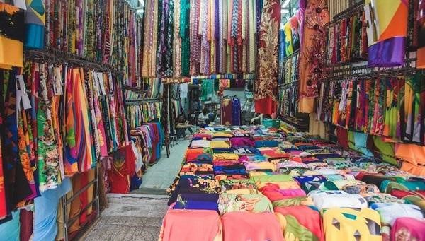 chợ vải may váy cưới