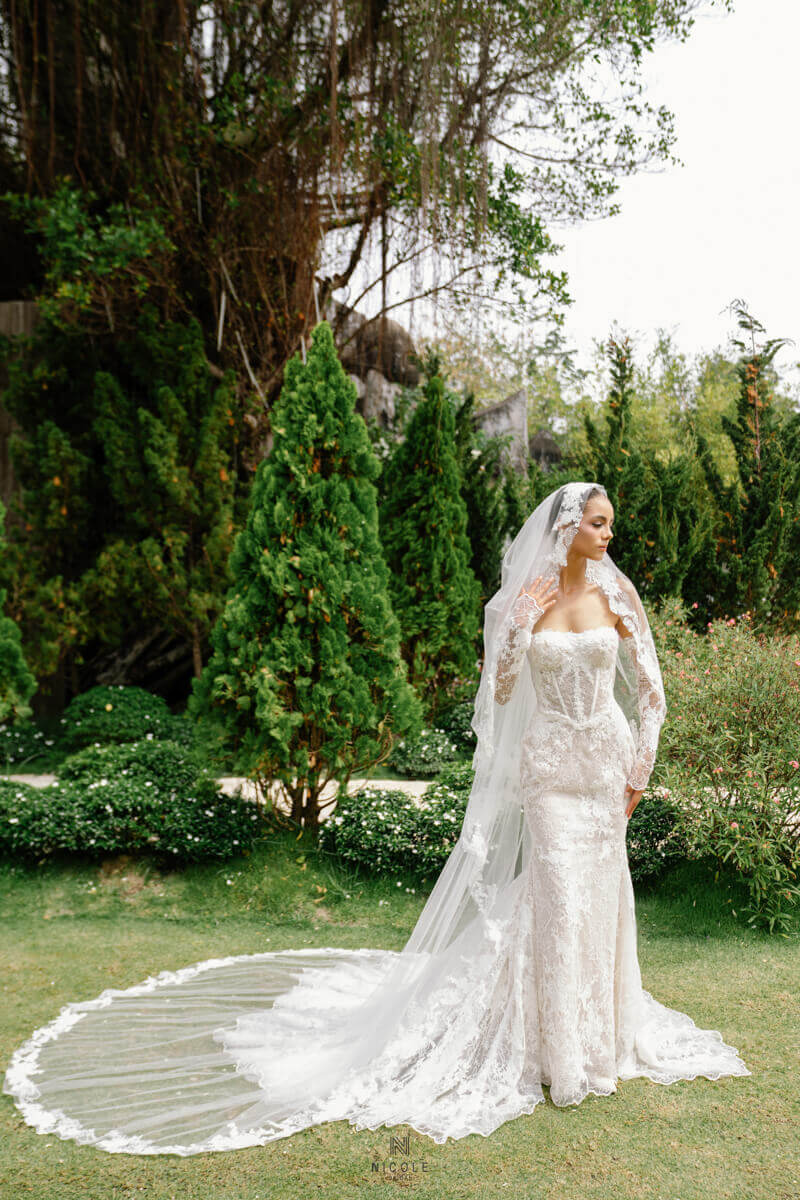 most beautiful long-sleeved wedding dresses Farrah-_-Nicole-Bridal-1-7