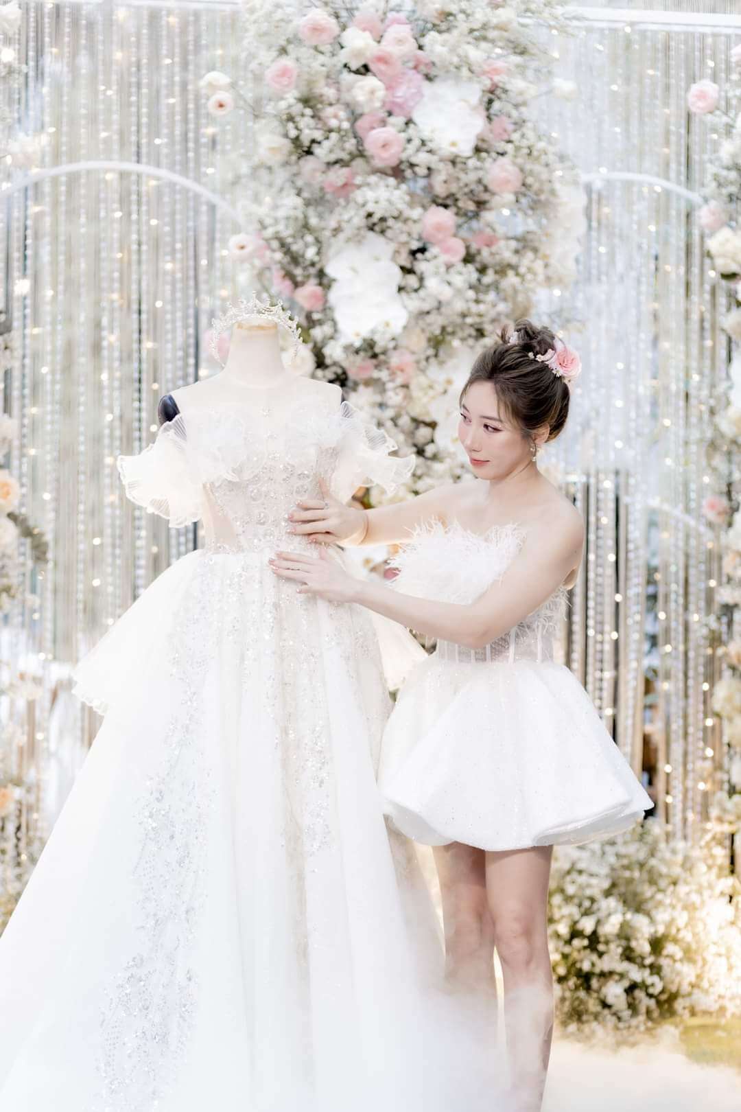thiết kế váy cưới may đo riêng hình 11