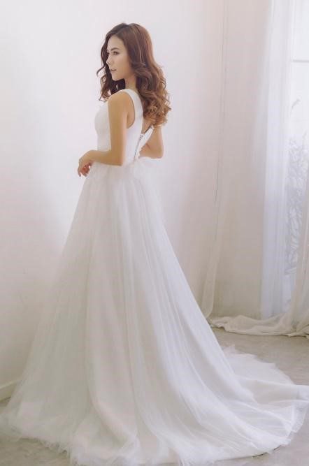 thuê váy cưới cho bà bầu